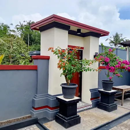 Special Guesthouse And Stay In Balinese Compound